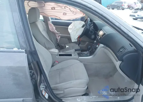 2008 Subaru Outback 2.5I/2.5I L.l. Bean Edition from USA, damaged, VIN 4S4BP61CX87326192